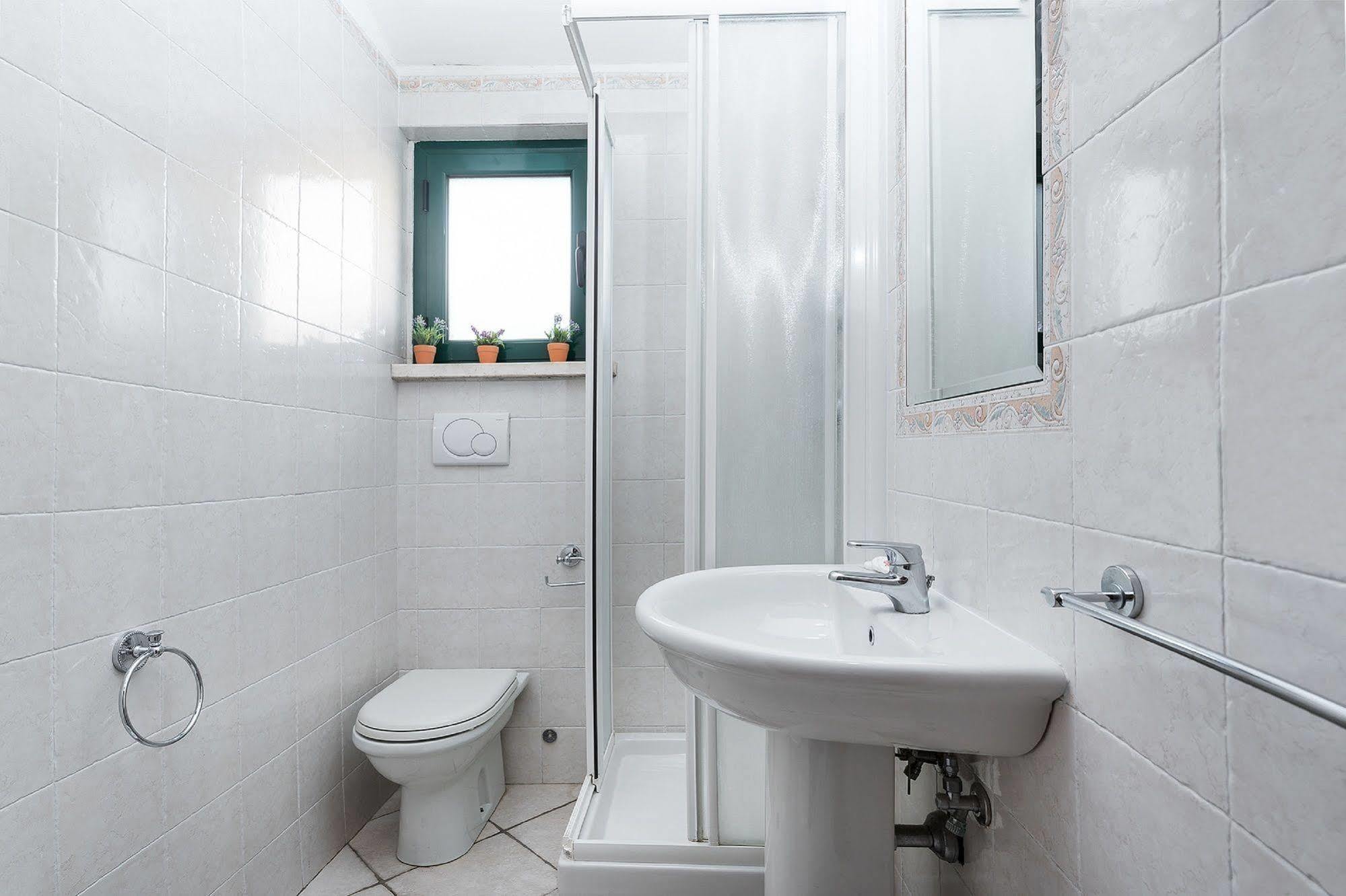 Hotel La Villetta Fiumicino Ngoại thất bức ảnh