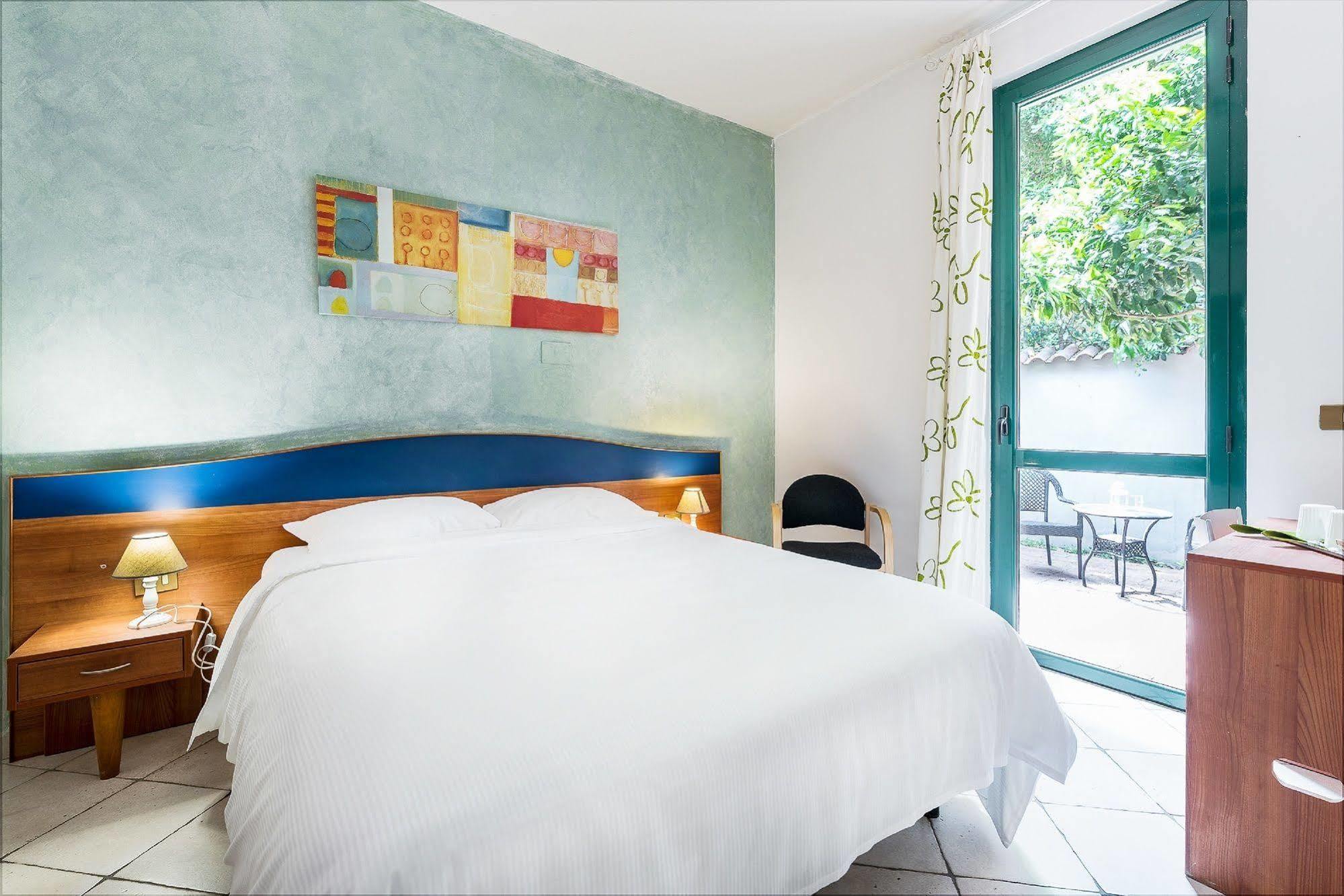 Hotel La Villetta Fiumicino Ngoại thất bức ảnh