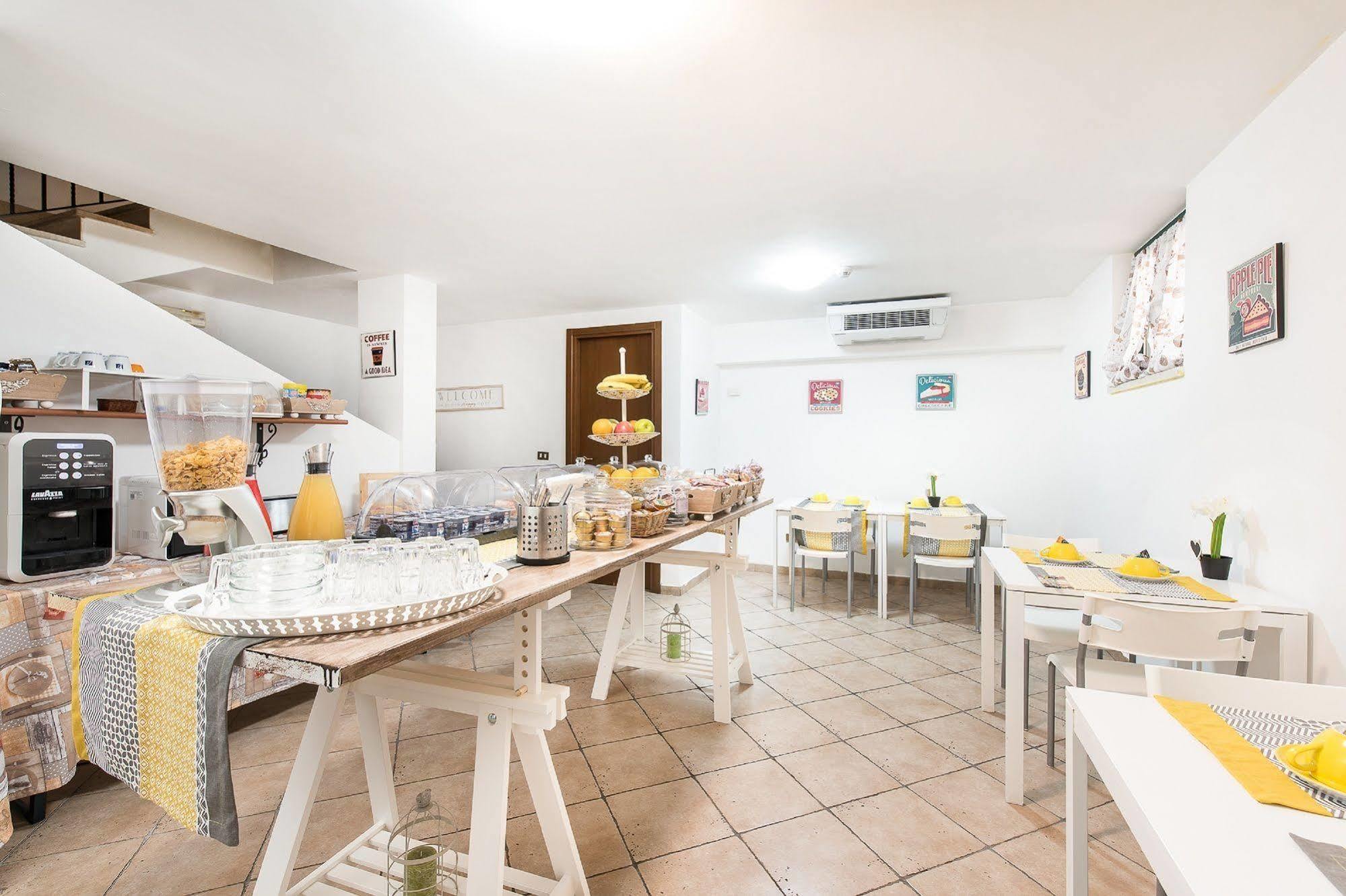 Hotel La Villetta Fiumicino Ngoại thất bức ảnh
